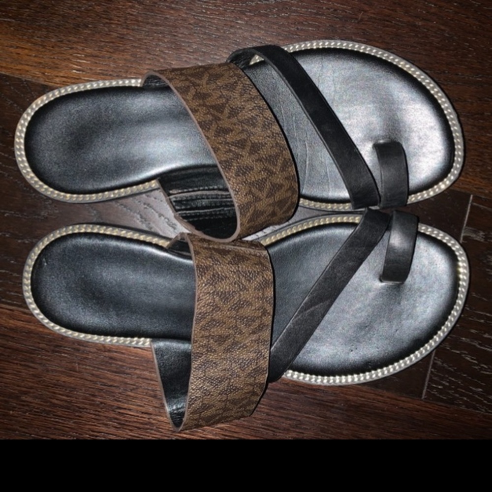 MK sandals